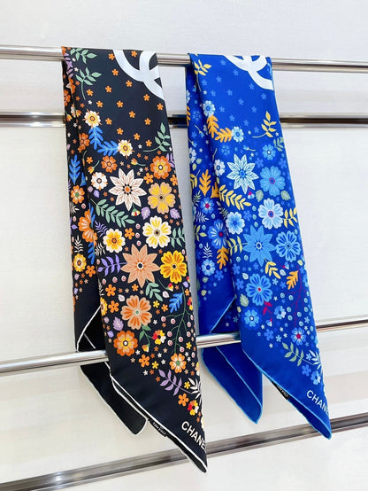 CC Square Scarf 90 CM In Blue Colorful Silk Twill 234598
