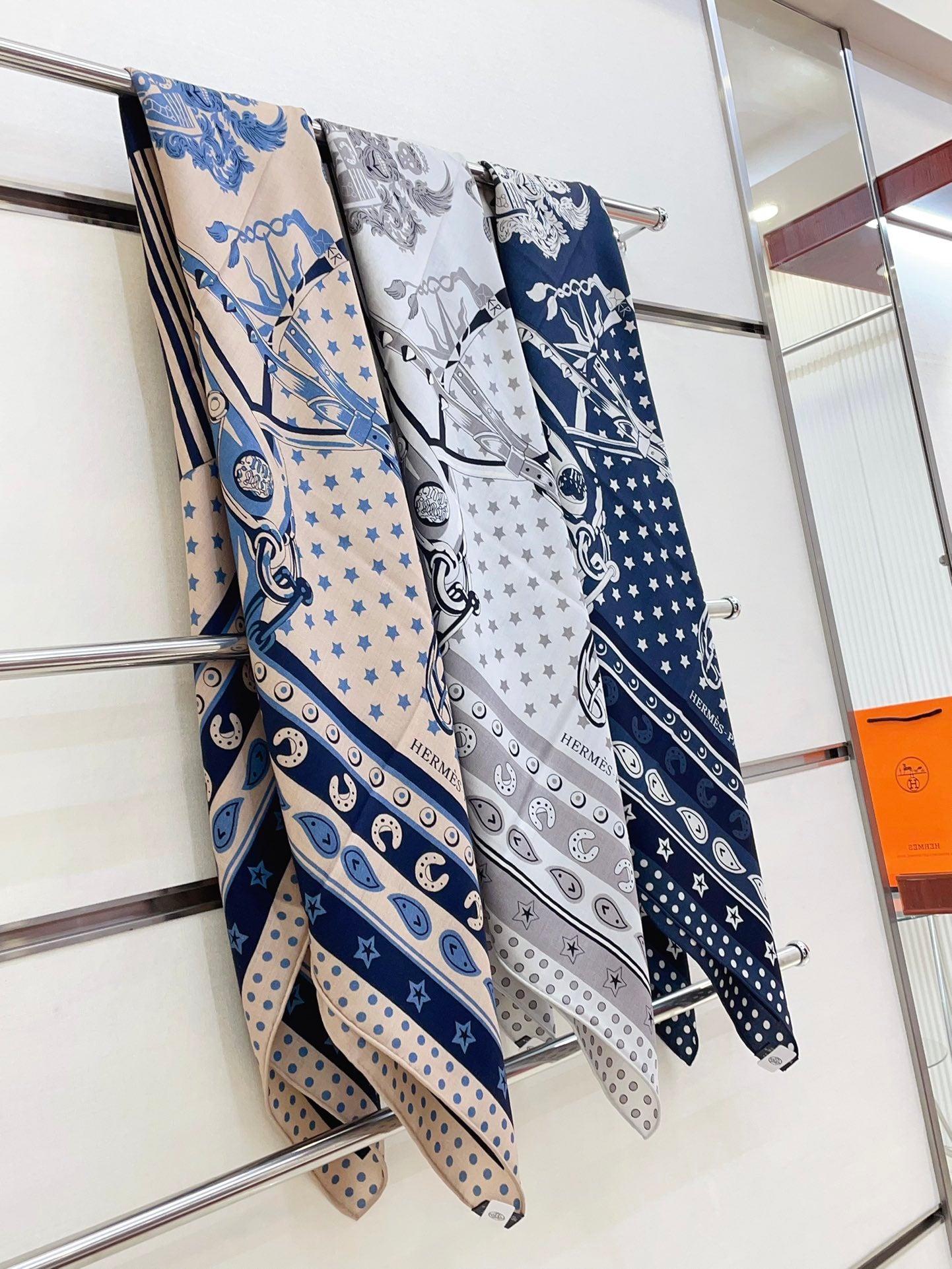 Cheval Punk Bandana Scarf 135 CM In Colorful Cashmere And Silk 304390