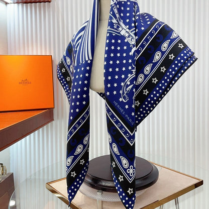 Cheval Punk Bandana Scarf 90 CM In Dark Blue Mix White Black Silk Twill 309213