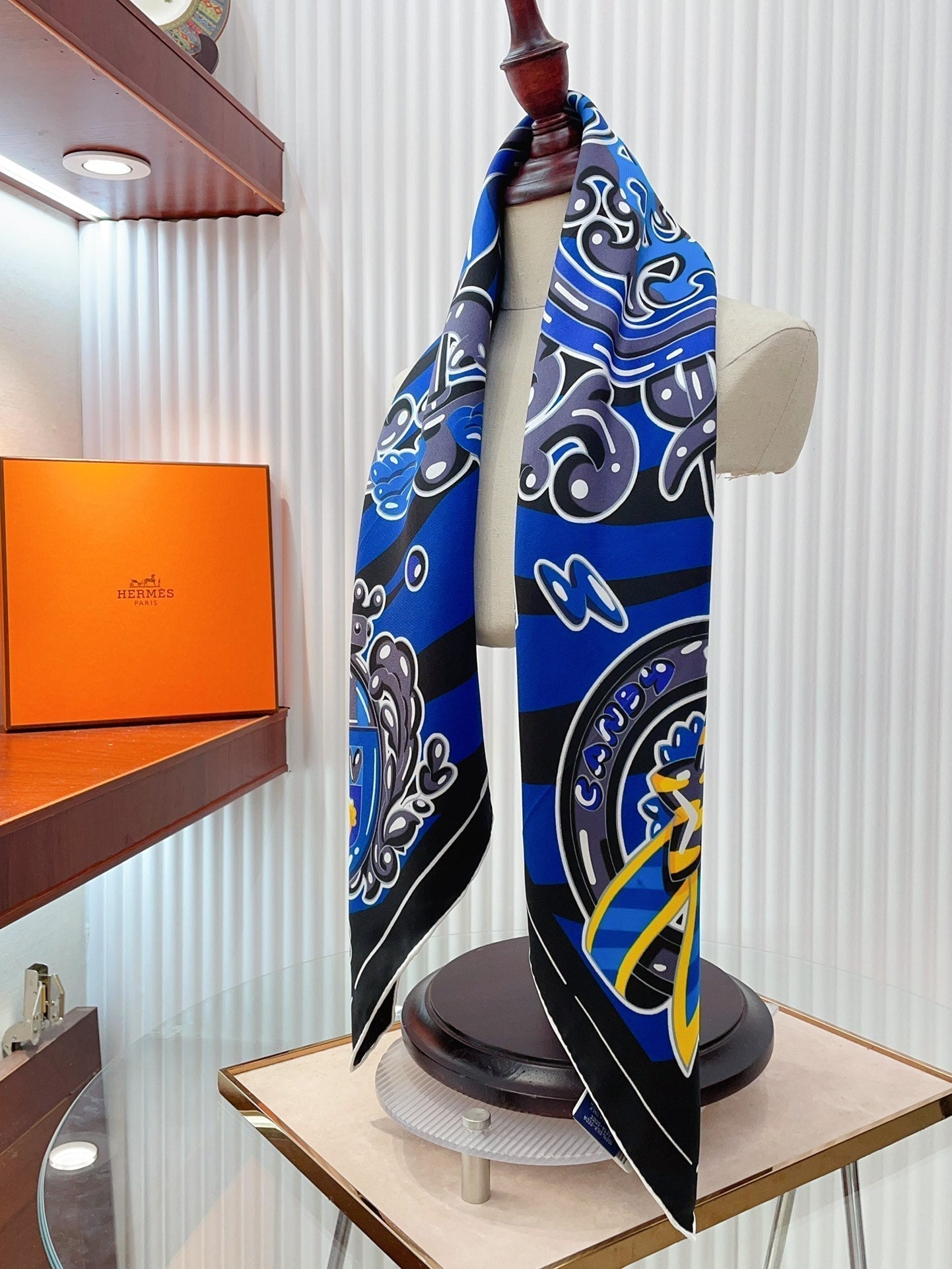 Candy Libris Scarf 90 CM In Dark Blue Colorful Silk Twill 319212