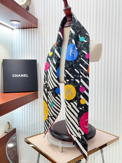 CC Square Scarf 90 CM In Colorful Silk Twill 335850