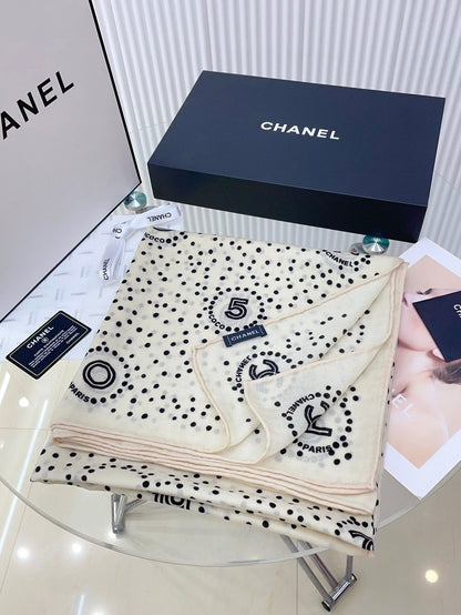 CC Square Scarf 140 CM In White Black Polka Dot Cashmere Silk 337146