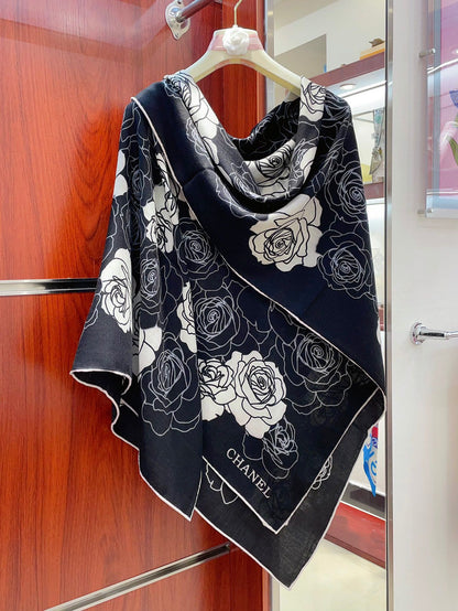 CC Square Scarf 140 CM In Black Mix White Small Flower Cashmere And Silk 342864
