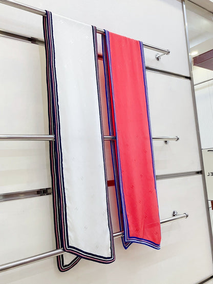 CC Scarf 200 CM In White Mix Darl Blue Silk 357900