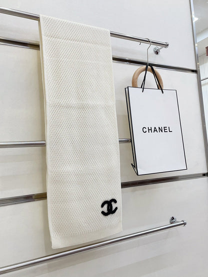 CC Scarf 190 CM In White Cashmere 393183
