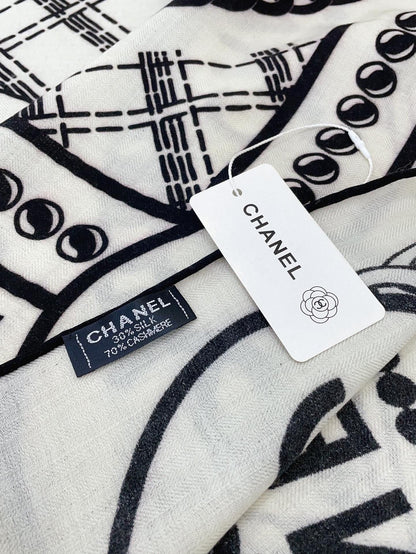 CC Square Scarf 140CM In White Mix Black Cashmere And Silk 407279