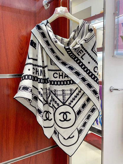 CC Square Scarf 140CM In White Mix Black Cashmere And Silk 407279