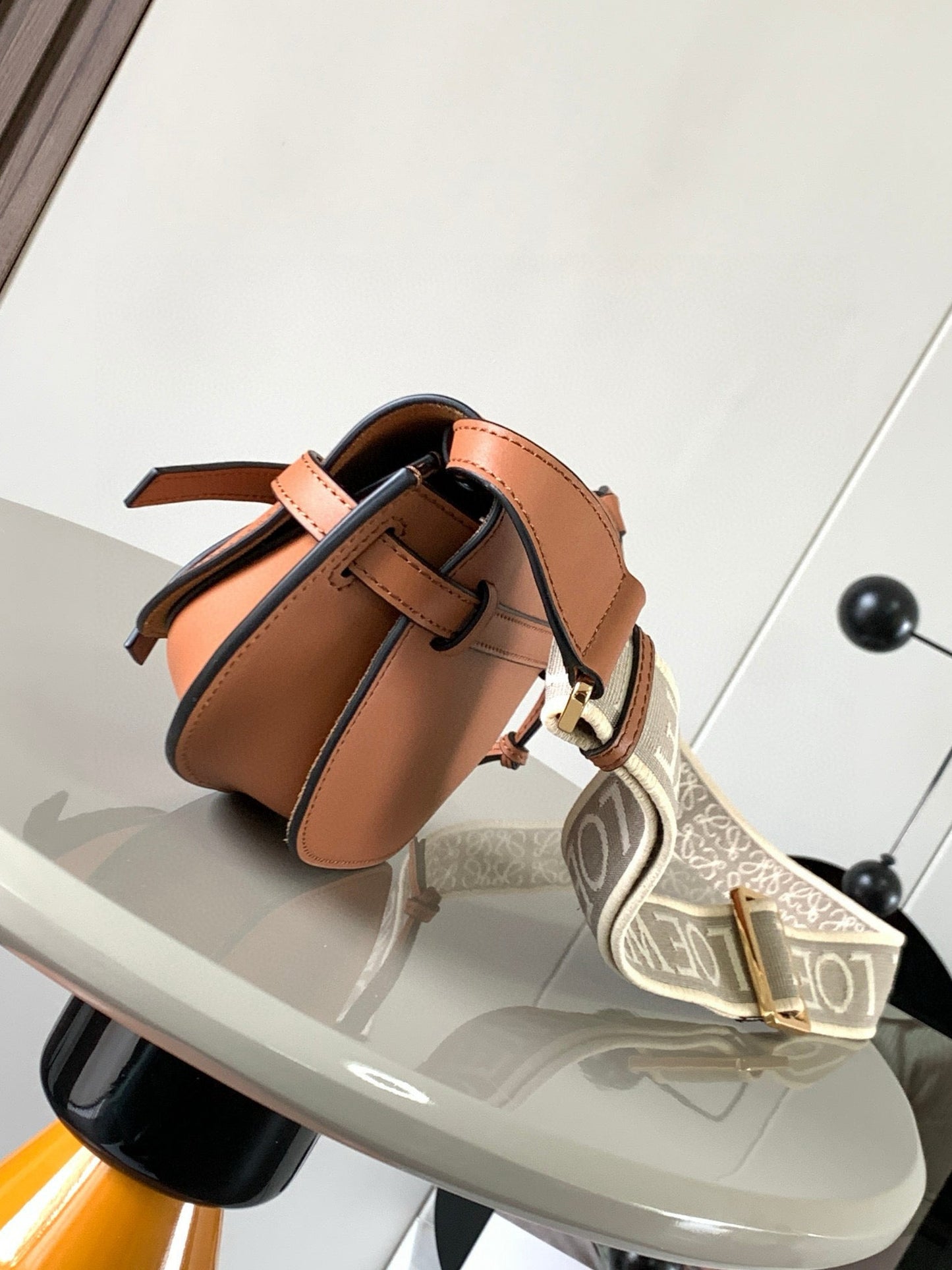 Loewe Saddle Bag 21 Brown Leather 280446
