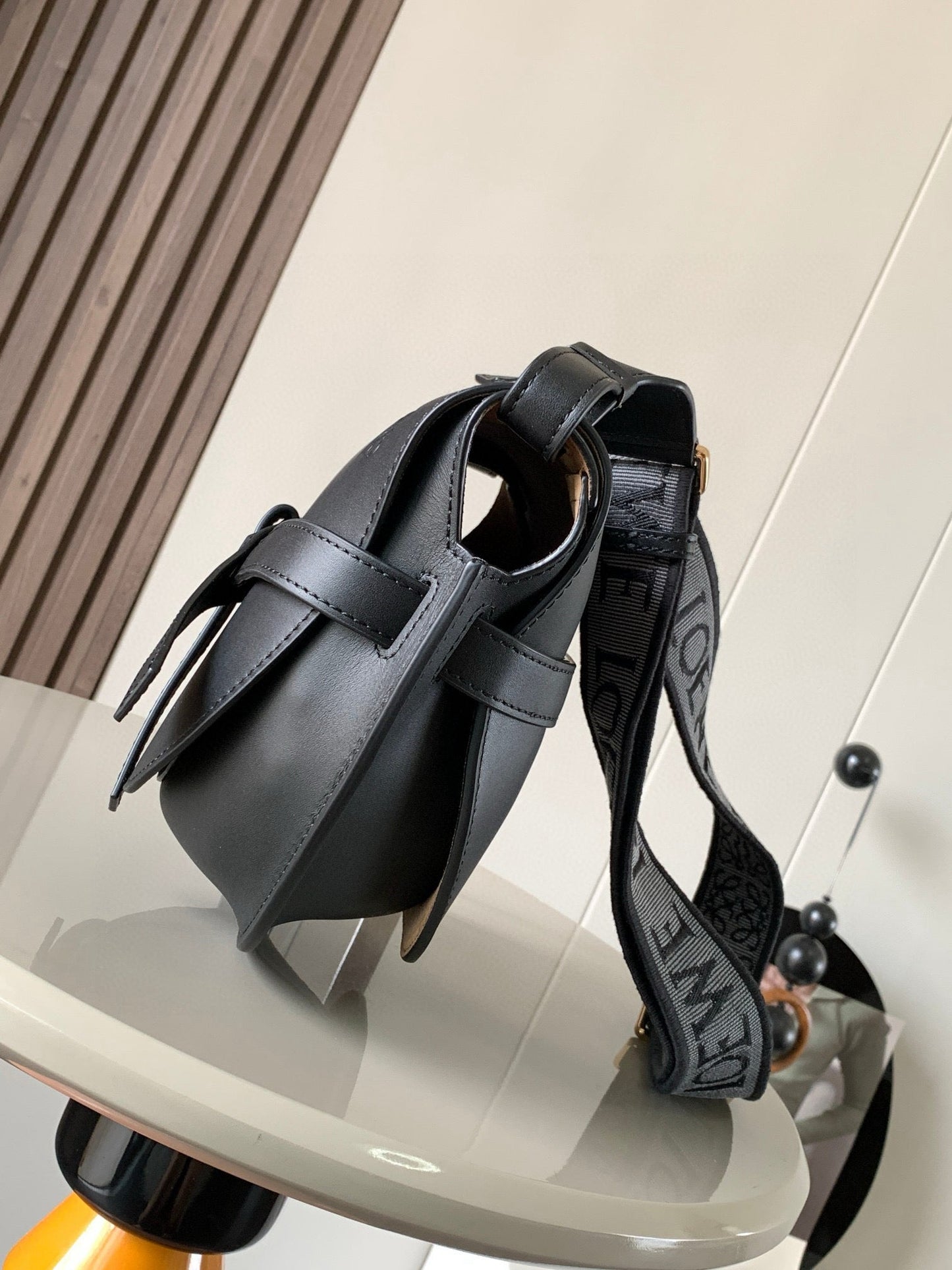 Loewe Saddle Bag 21 Black Leather 280428