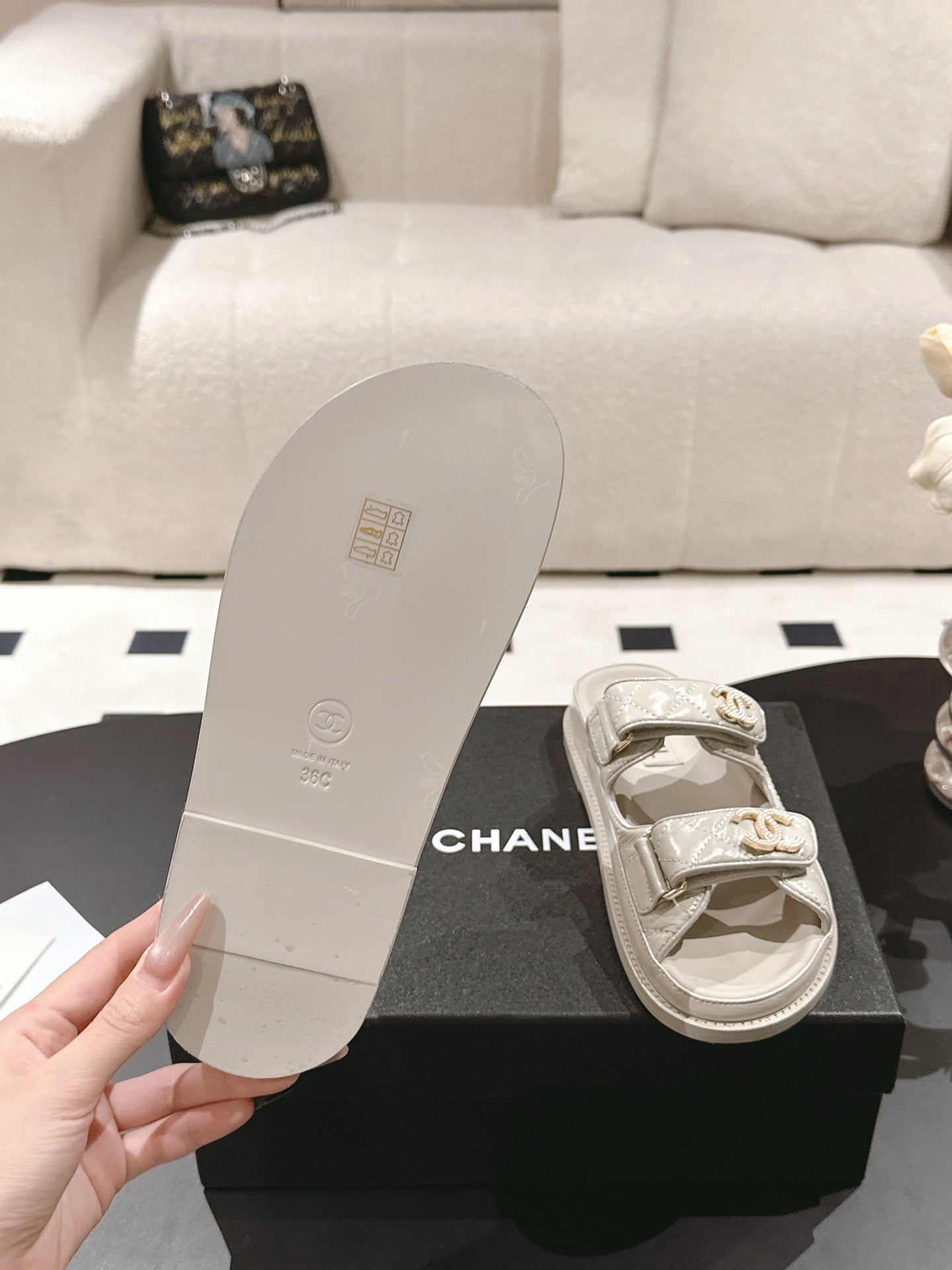 CC 25 Dad Sandal Mule Beige Gray Patent Leather 237584