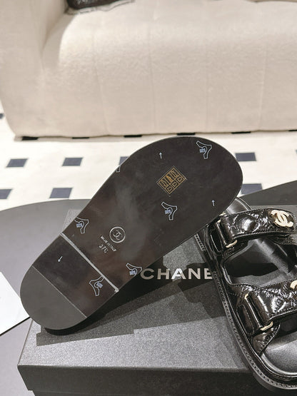 CC 25 Dad Sandal Mules Black Patent Leather 237585