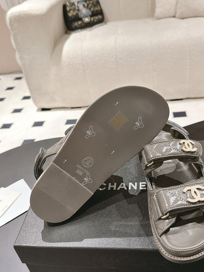 CC 25 Dad Deals Sandals Jet Black Patent Leather 237594