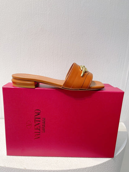 VT Moon Slides in Leather Brown Cowhide 292861