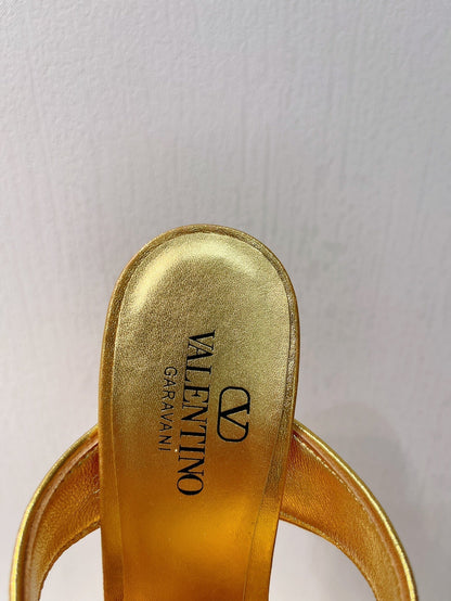 VT Heeled Sandal Gold Cowhide 292882