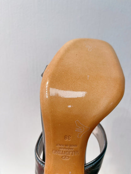 VT Heeled Sandal Gray Cowhide 292884