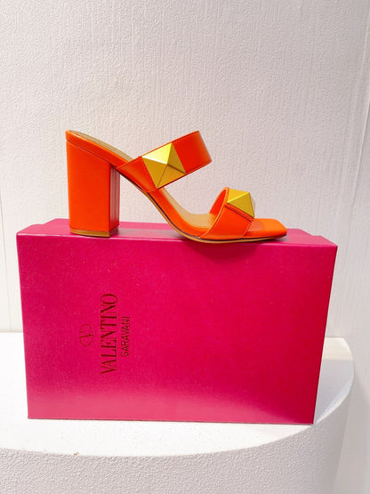 VT One Stud Leather Sandals Orange Cowhide 292755