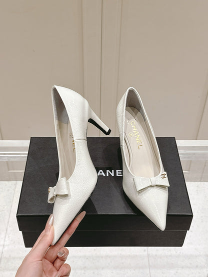 Chanel 25A Heel Pump White Patent  Calfskin 393068