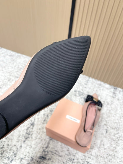 Miu Pointed-Toe Ballet Flats Light Pink Sheepskin 591571