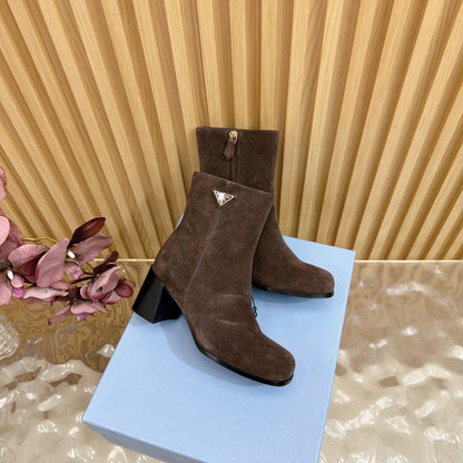 Prada 25 Boot Brown Black Suede 498222