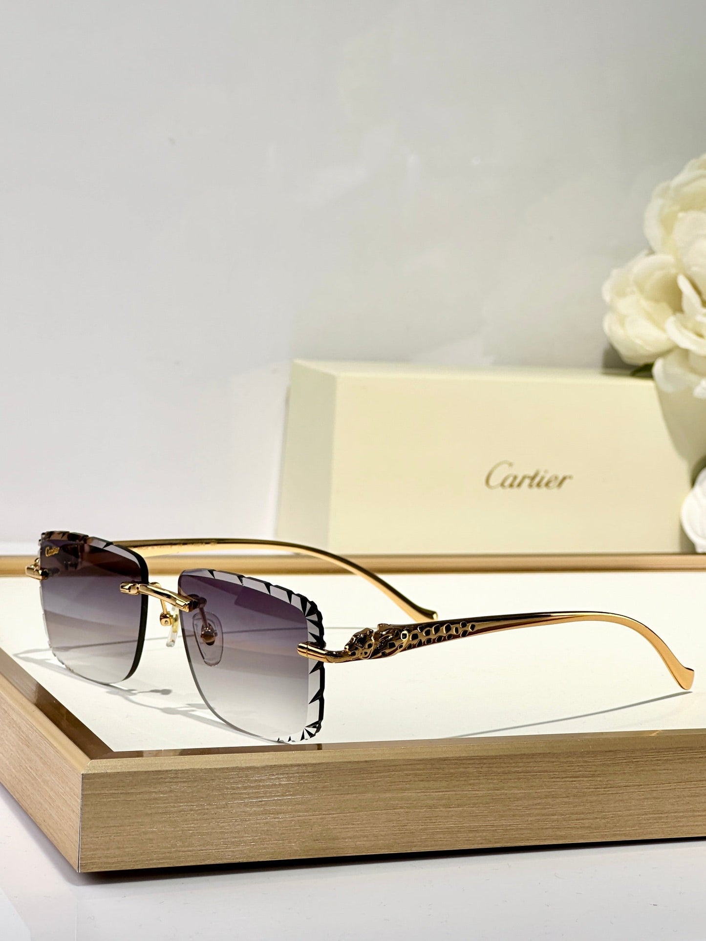 PANTHÈRE RIMLESS SQUARE FRAME SUNGLASSES 580908 IN METAL