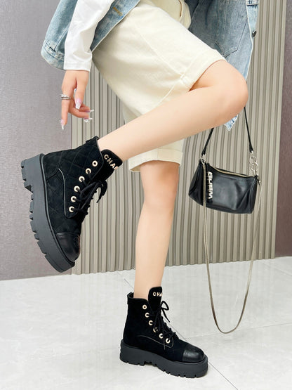 CC Combat Boots In Black Quilted Suede And Lambskin 944576