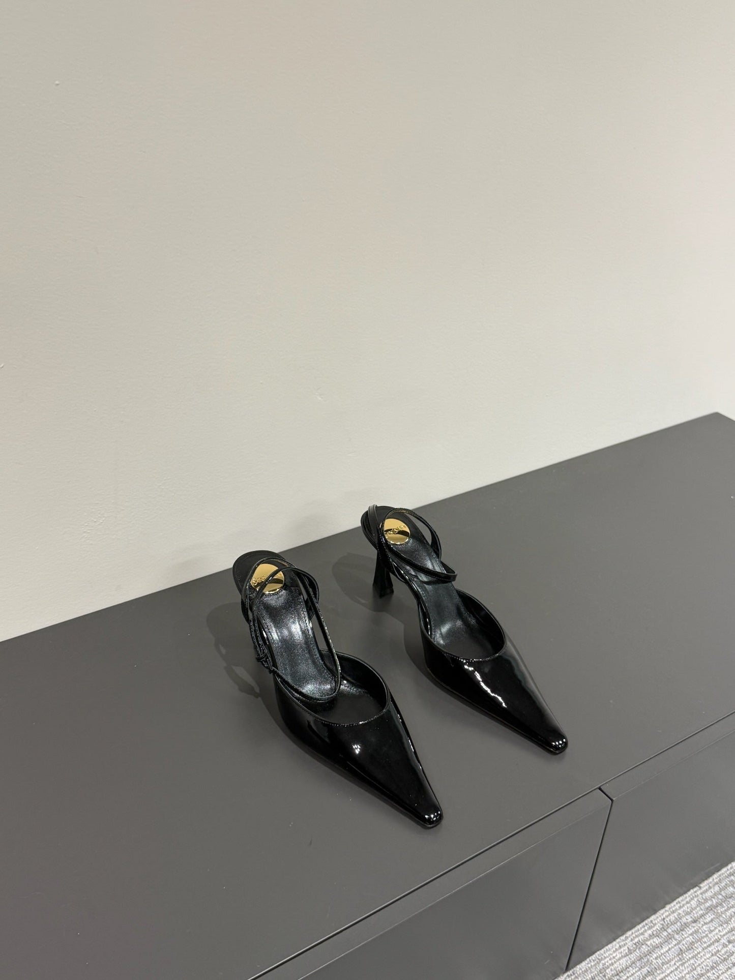 AIMÃ‰E SLINGBACK PUMPS IN BLACK GLOSSY LAMBSKIN
