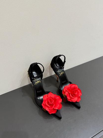CC 25 Flower Rose Pumps Black Silk 337164
