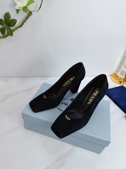 PRA 26SS Square-toe Block Heels  85 Black Suede 592360
