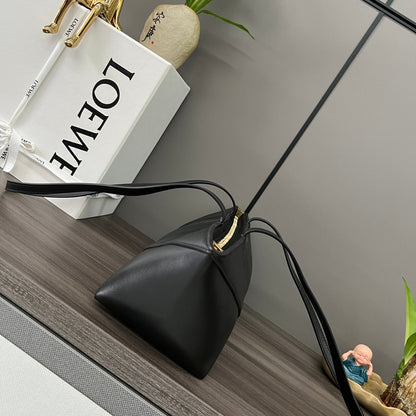 Loewe Cropped Handbag 39 Black Glossy Calfskin 280657