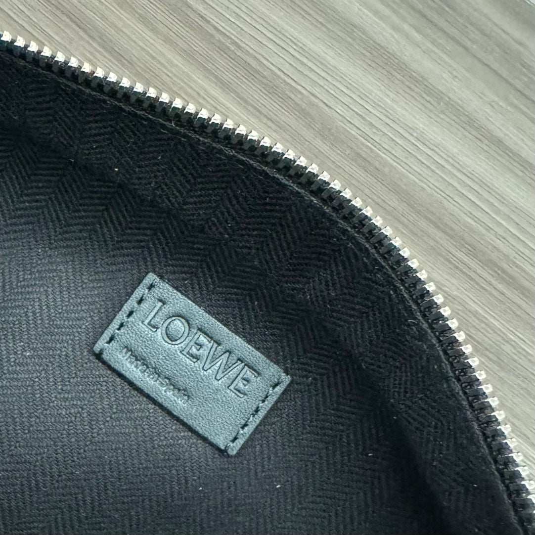 Loewe 2025 Convertible Sling Black Calfskin 274662