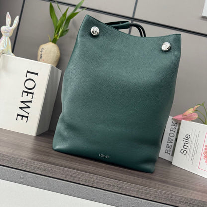 Loewe Pebble Hobo Bag 28 Deep Forest Green Calfskin 280595
