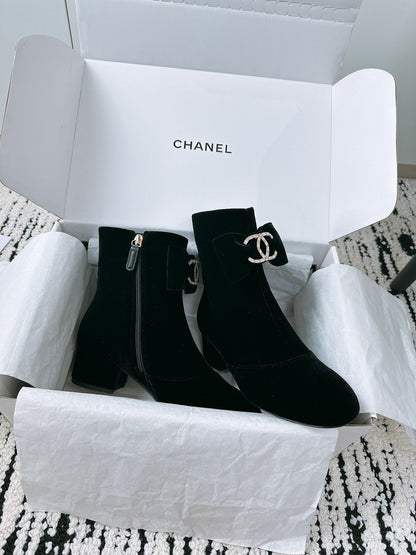 CC Ankle Boots In Black Velvet With Bow Tie 144659
