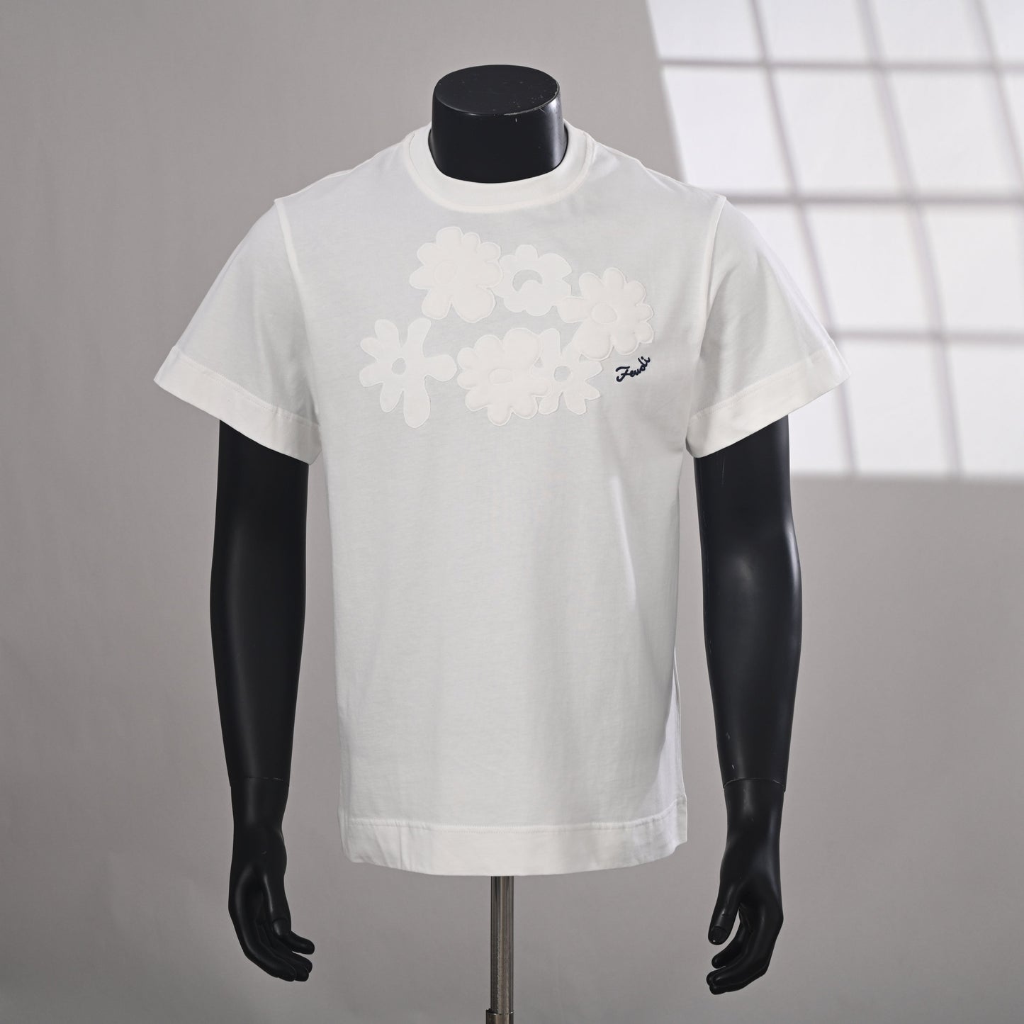Fendi 2026 Men's  Floral Embroidered T-Shirt Cream Pure Cotton 827722