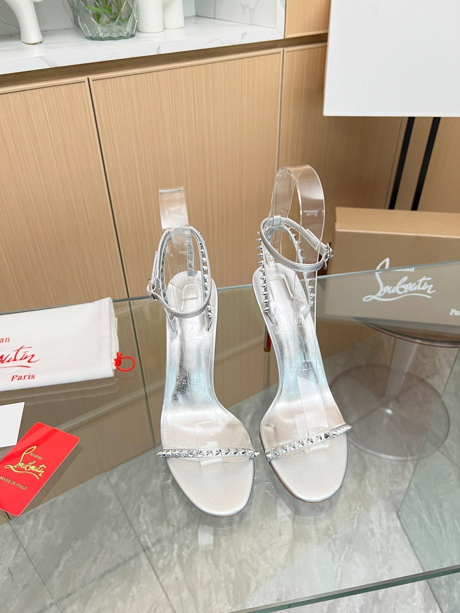 CL So Me 105 mm Strappy Sandal Silver Imported Rivets with Sheepskin 251016