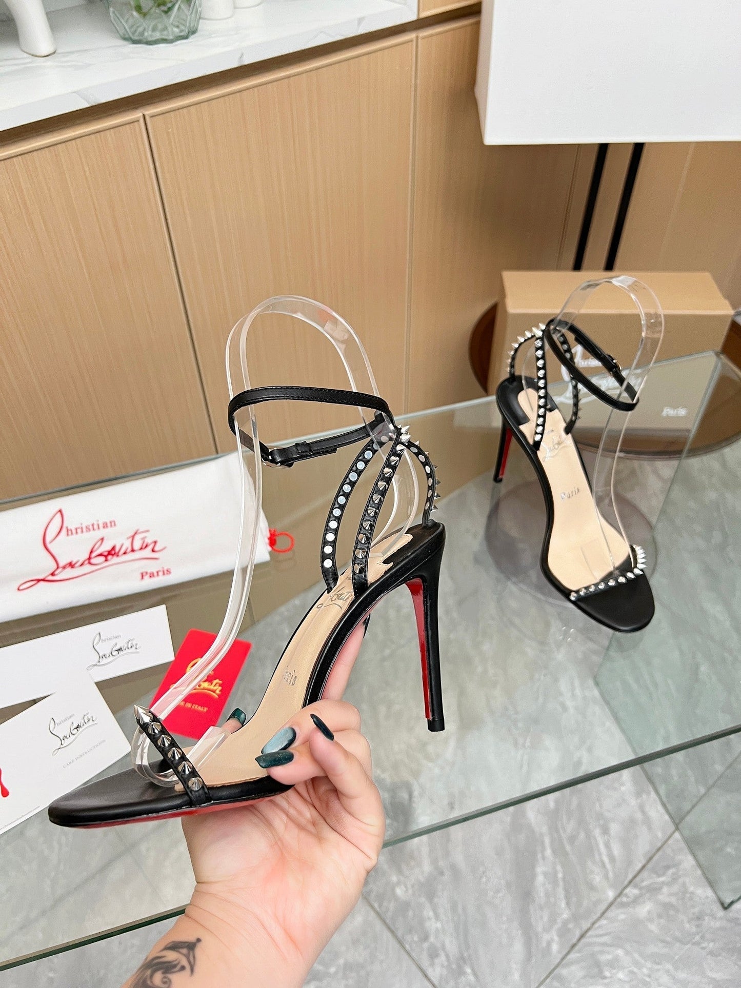 CL So Me 105 mm Strappy Sandals Black  Imported Rivets with Sheepskin 251021