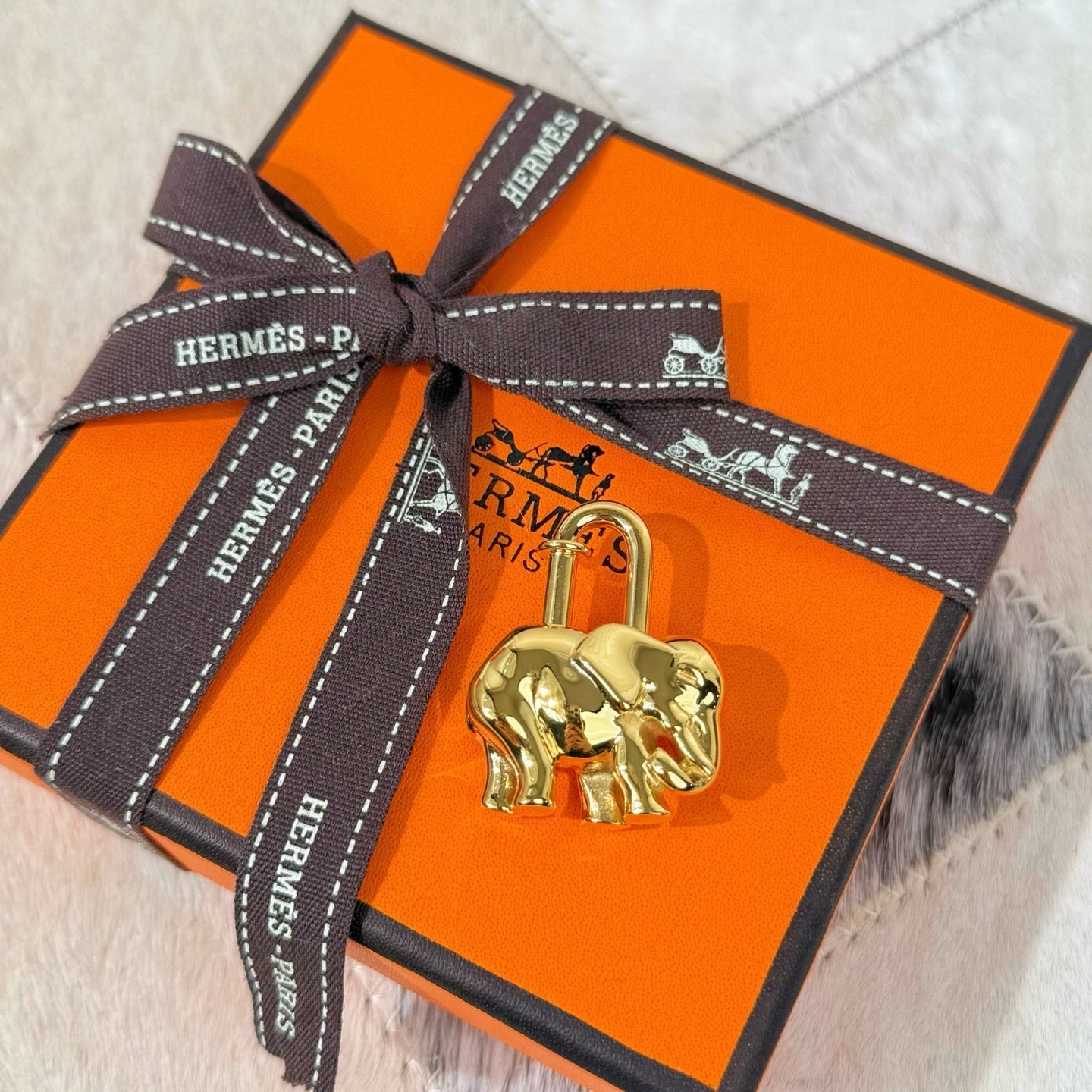 HM Elephant Charm