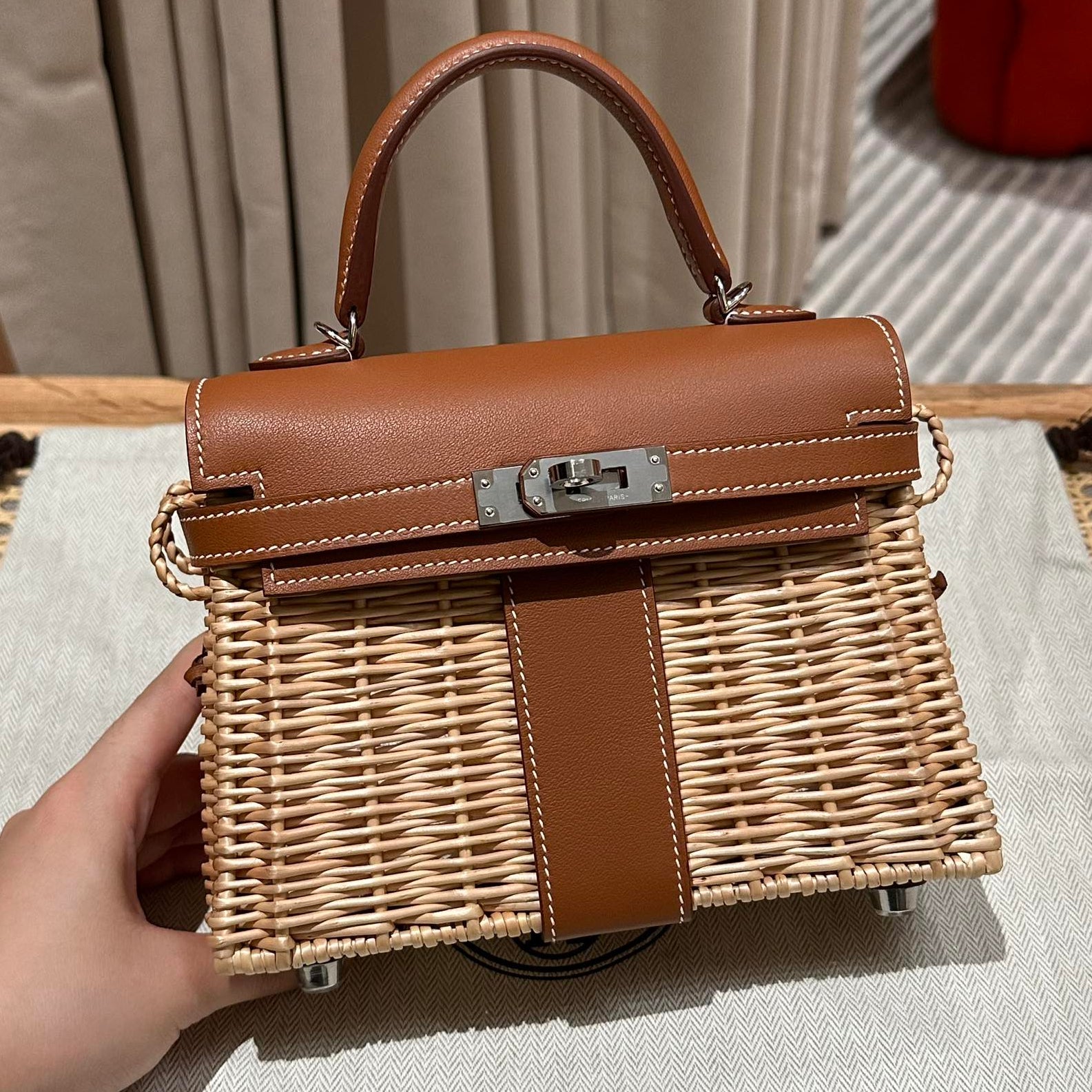 HM Kelly 20 Picnic Gold Bamboo And Rattan