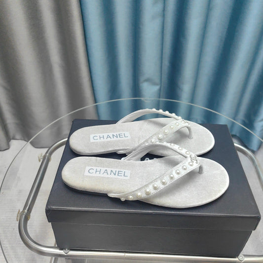 CC Thong Grey Velvet Pearl