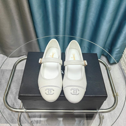 CC 25C Marry Janes White Fabric