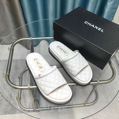 CC 25 Mule Quilted Calfskin