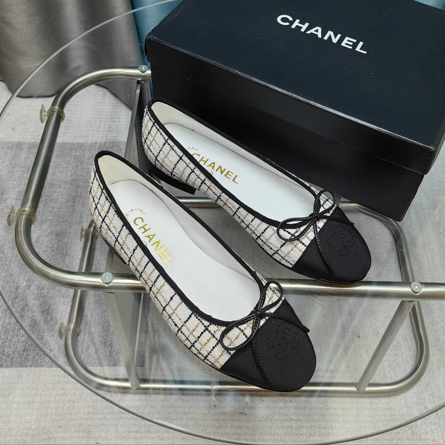 CC 25P Ballet Flat White Tweed Black Grosgrain