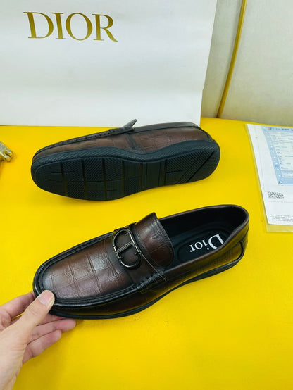 CD SYMBOL GRANVILLE LOAFER PECAN EMBOSSED CALFSKIN