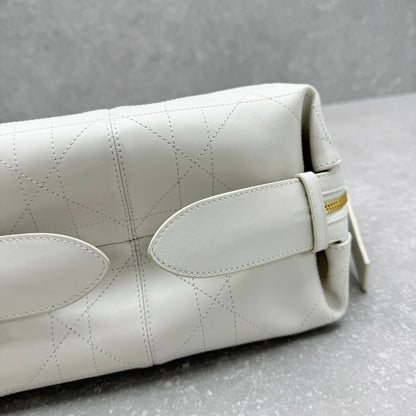 Dior 2025 Hobo Bag 25cm White Calfskin