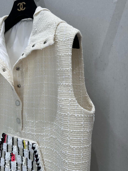CC 25 Dress White Wool