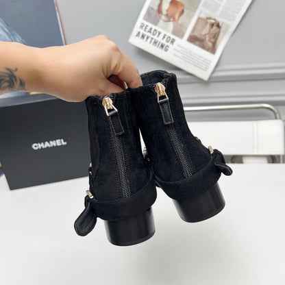 CC 25 latest low-top boots pearl black suede 459469