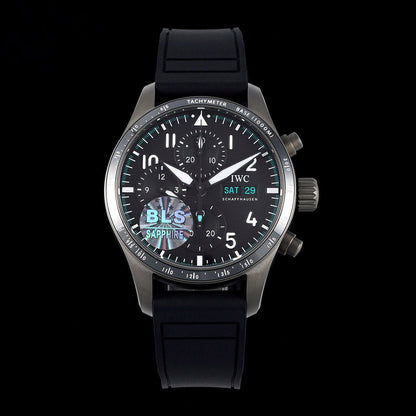 IWC Pilot 41mm Black Dial Silver Metallic Case Rubber Strap