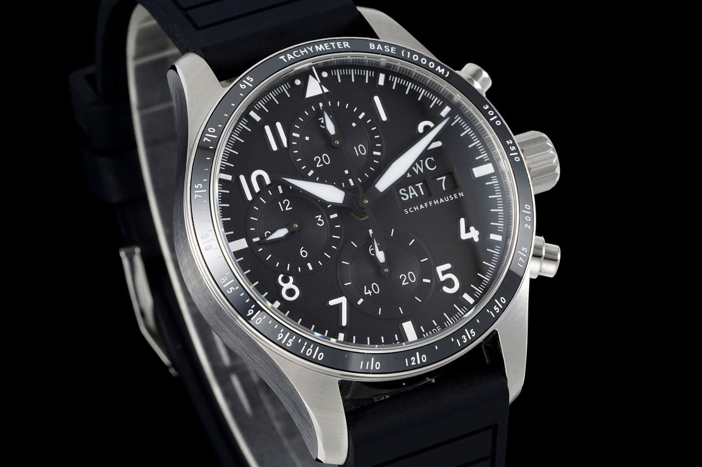 IWC Pilot 41mm Black Dial Steel Case Rubber Strap