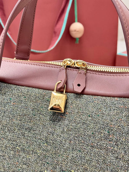LP 2026 Needle Bag Countryside Sage mix Burnt Tan Cashmere Leather