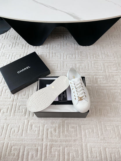 CC Low Sneaker 35mm White Wrinkled Cowhide