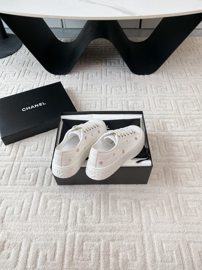 CC Low Sneaker 35mm White Textile Fabric And Lambskin